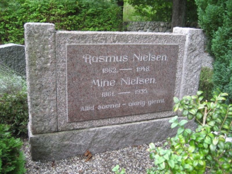 Mine Nielsen.jpg